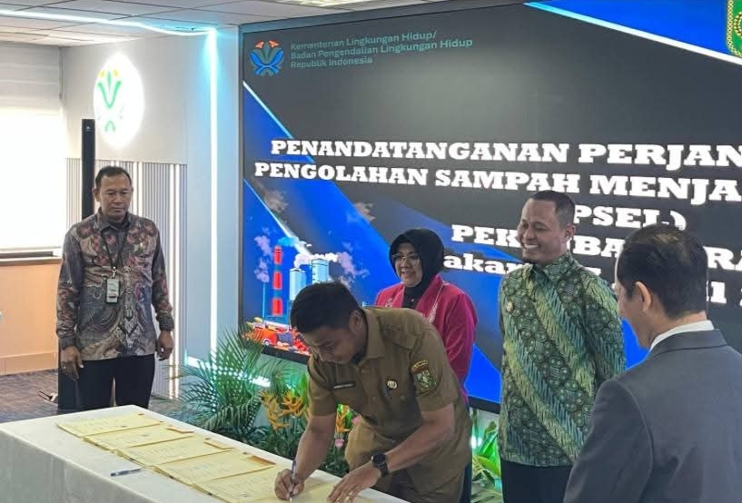 Dukung Proyek Strategis Nasional, Bupati Kampar Teken Kerjasama PSEL Pekanbaru Raya