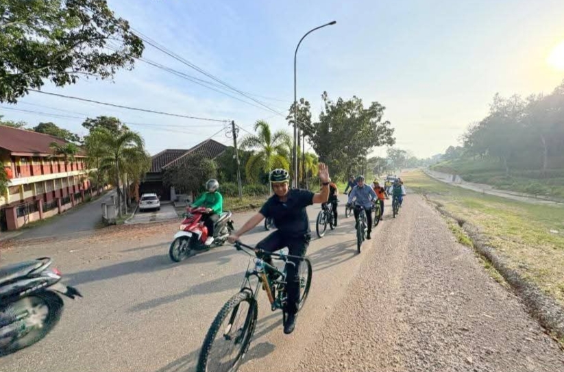 Efisiensi Energi dan Transformasi WFH, Bupati Kampar Gerakan Jumat Bersepeda