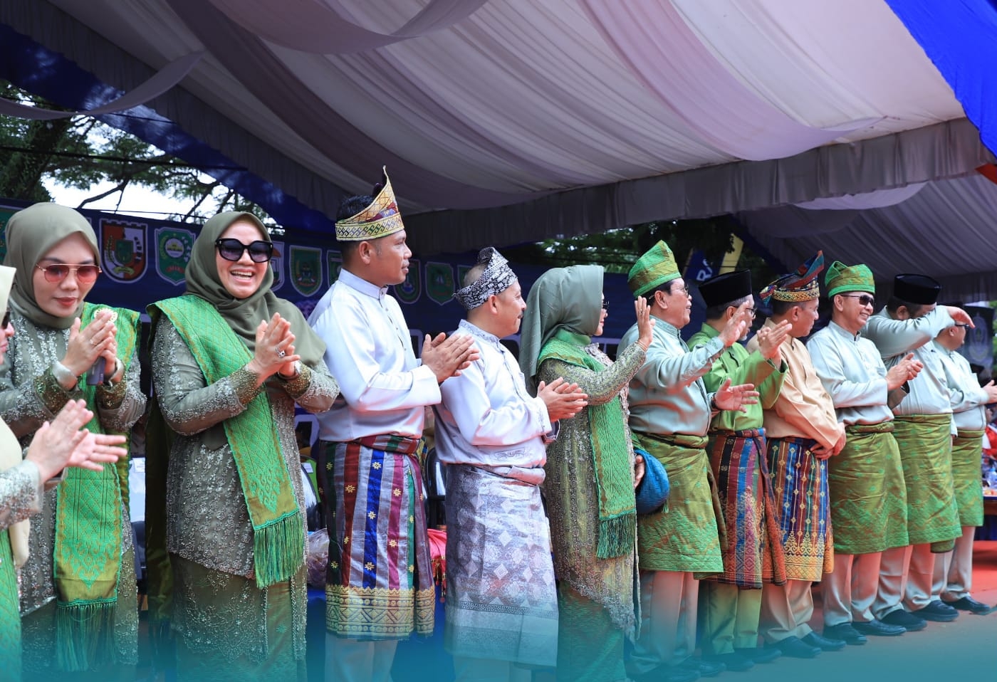 Rohul Peserta Pawai Terpanjang dan Teramai Pada Pawai Taruf MTQ ke XLl Inhu