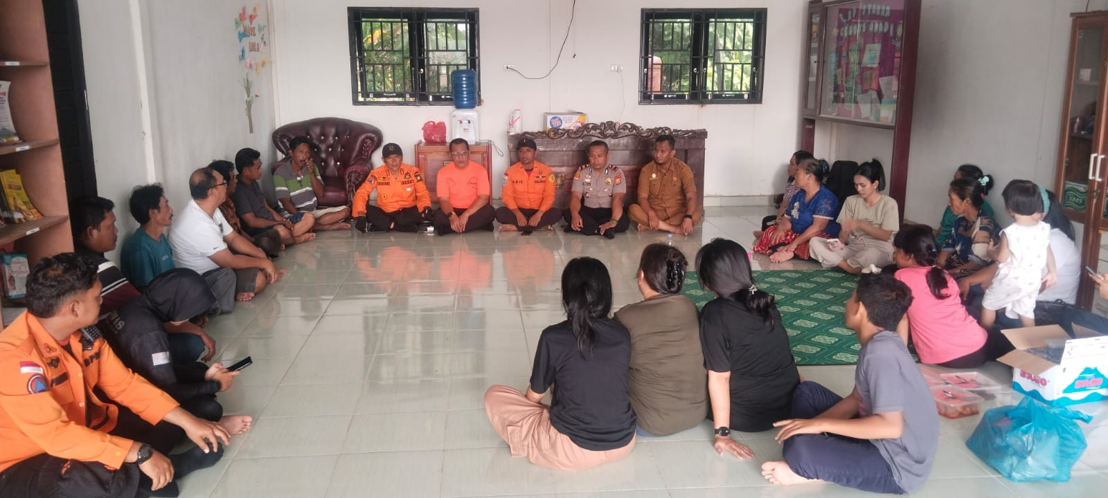 Pencarian Pemuda Tenggelam Melompat di Jembatan Rantau Merangin, Dihentikan Tim Sar BPBD Kampar