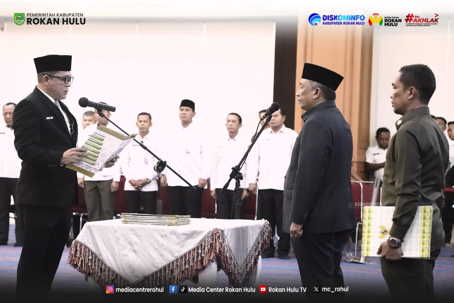 Bupati Anton Lantik Pejabat Eselon II, III, Kepala Sekolah, dan Kapus: Jangan Tunggu Perintah, Jadil