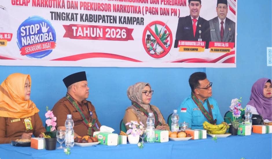 Buka Sosialisasi P4GN di SMA Negeri 1 Salo, Wabup Kampar, Misharti Ajak Pelajar Berani Tolak Narkoba