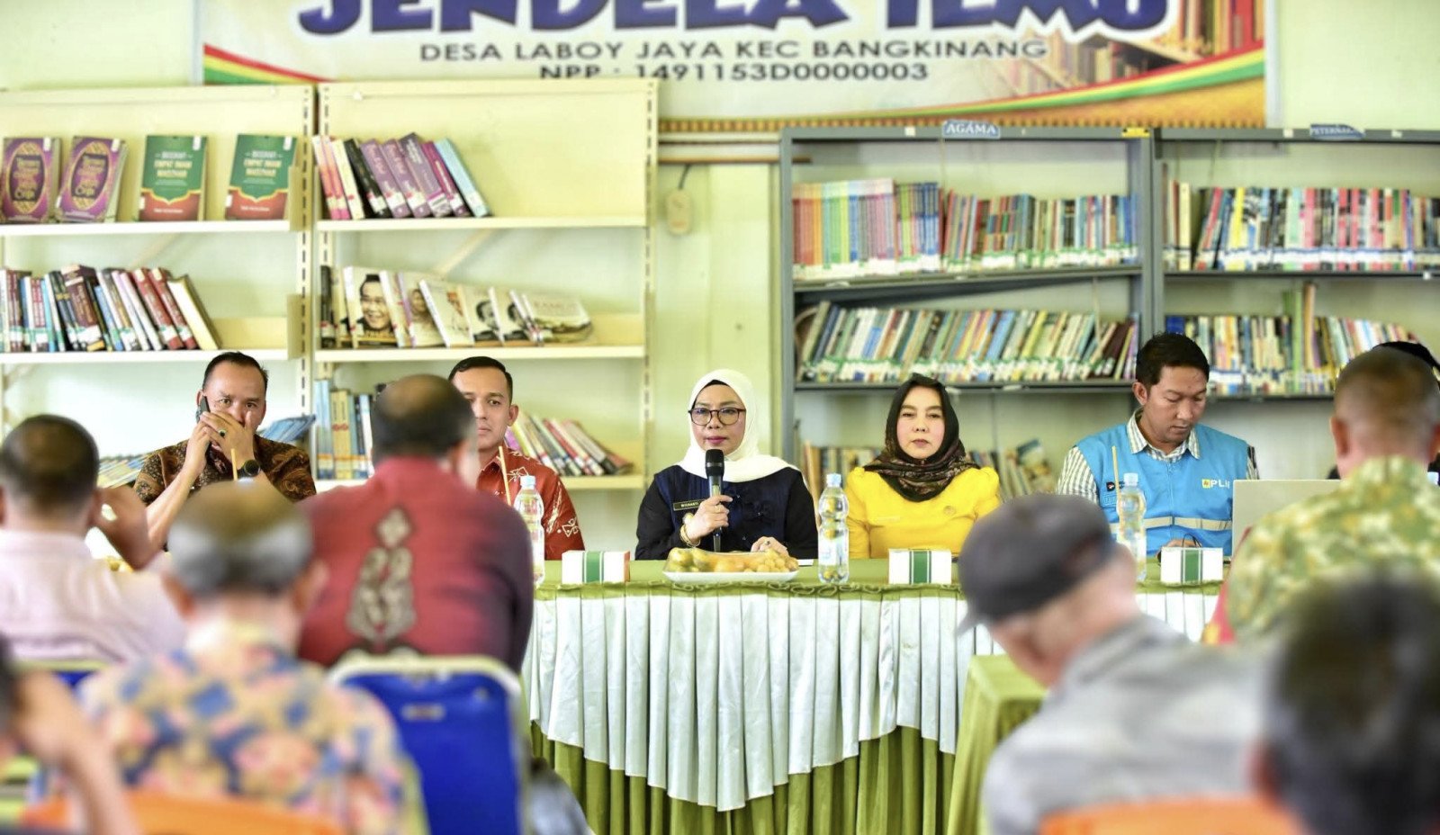 Wabup Kampar Bahas Rencana Jaringan Listrik Pasir Sialang, Pemerataan Penerangan Jadi Prioritas