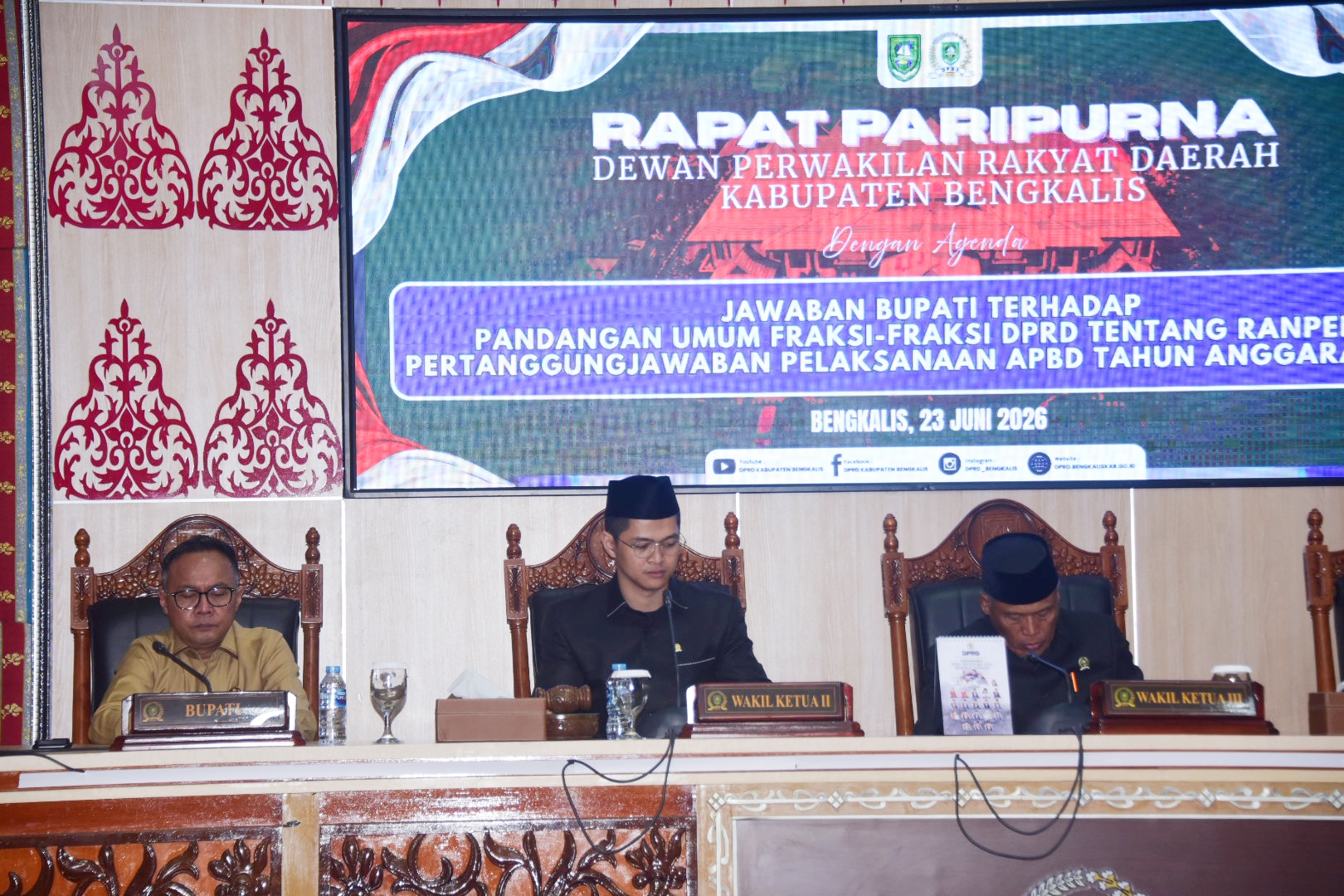 Tindak Lanjuti Catatan Fraksi DPRD, Pemkab Bengkalis Komitmen Optimalkan PAD dan Benahi Kinerja BUMD