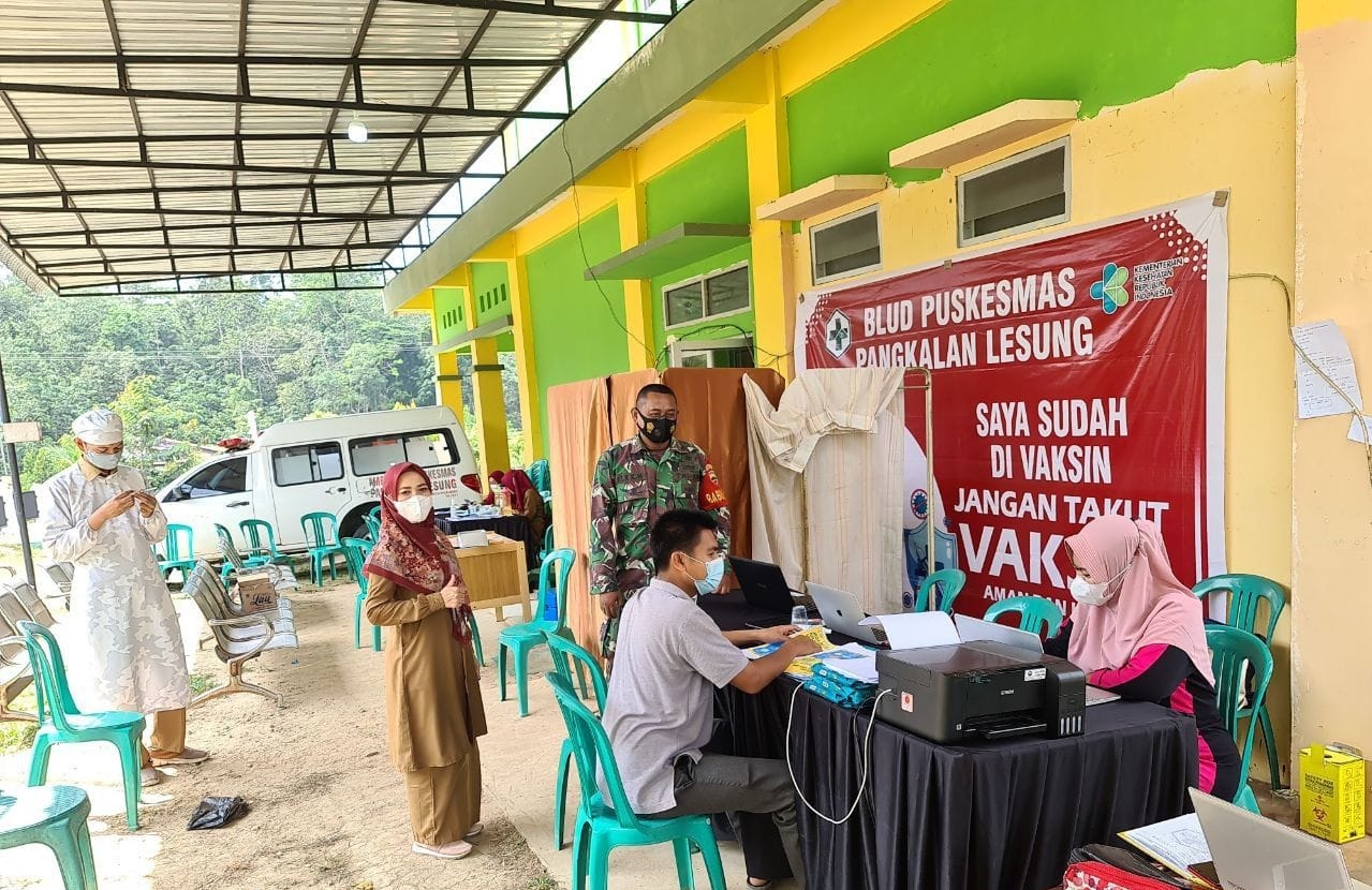 Pelda Alek Hermawan Pantau dan Dampingi Vaksinasi Covid -19