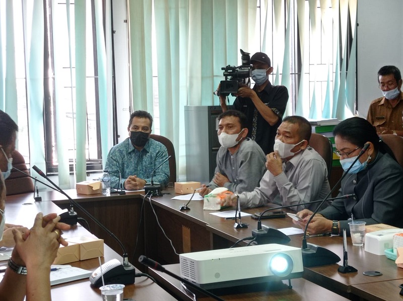 Komisi III DPRD Kota Pekanbaru Lakukan Pembahasan Bersama Dinkes Kota Pekanbaru