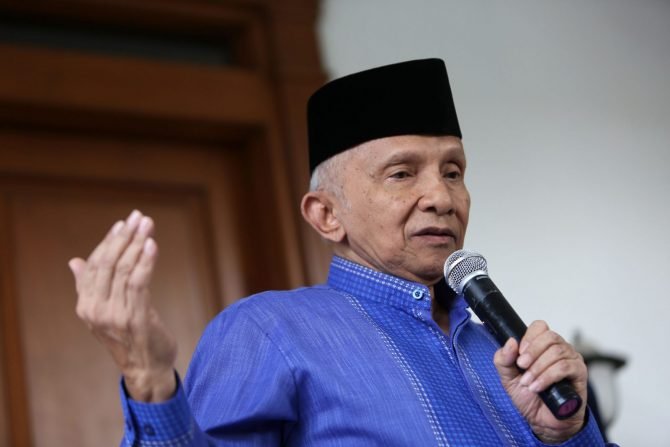 Amien Rais Deklarasikan Partai Ummat