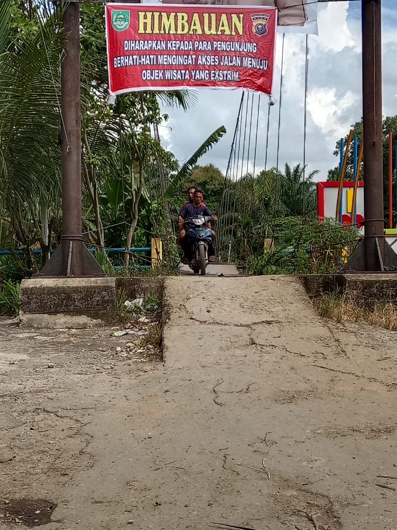 Polres Rohul Pasang Spanduk Himbauan, Cegah Ada Korban di Objek Wisata Martua