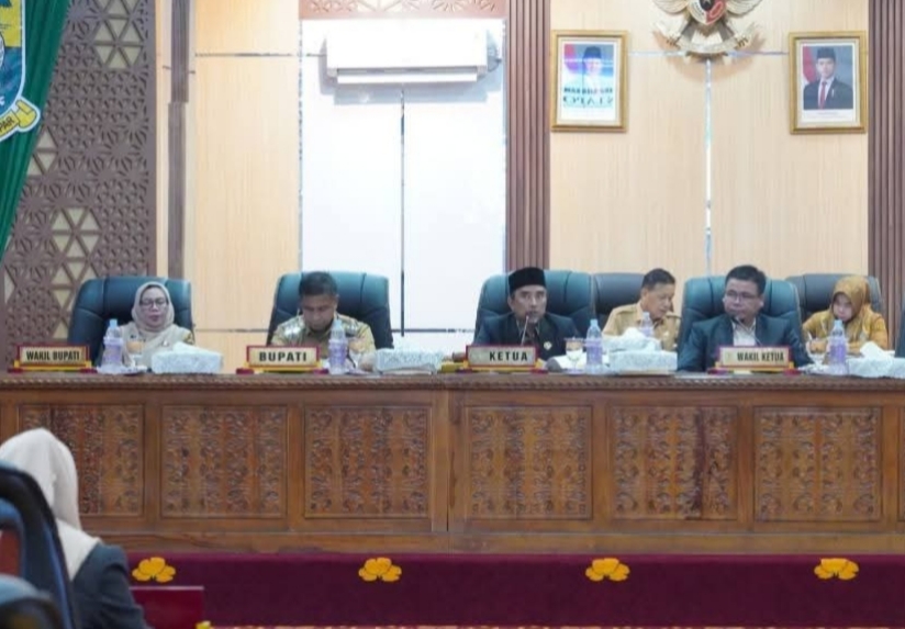 Rapat Paripurna DPRD Kampar Laporan Pansus LKPJ, Bupati Kampar Siap Tindaklanjuti Rekomendasi