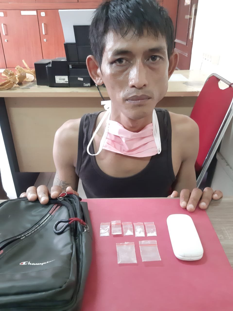 3 Pelaku Tindak Pidana Penyalahgunaan Narkotika Di Ringkus Satuan Reserse Narkoba Polres Siak