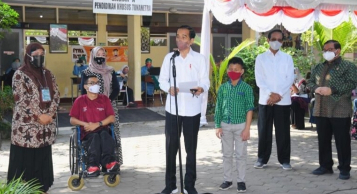 Transisi Proses Pandemi ke Endemi, Masyarakat Harus Siap Hidup Dengan Virus