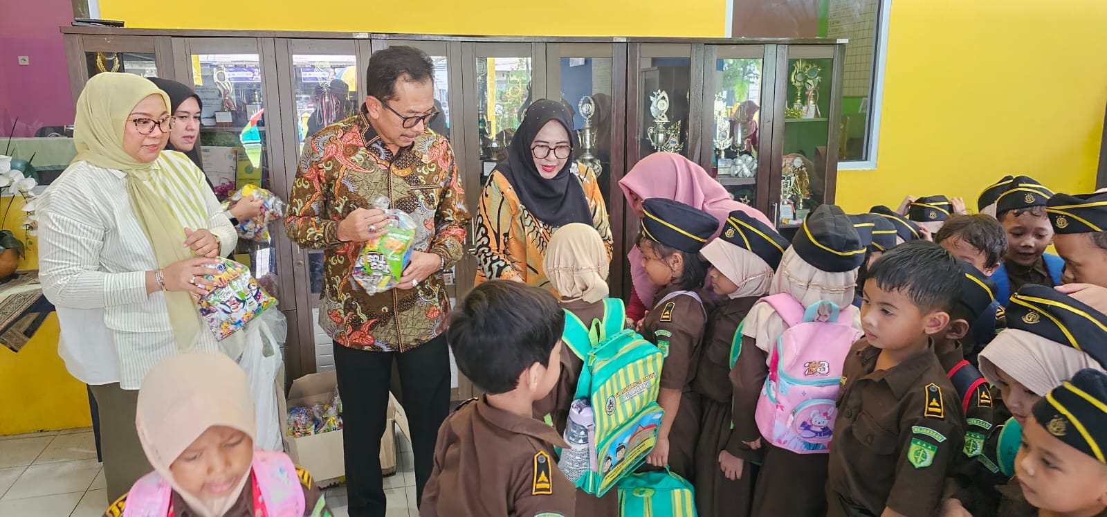 Kajati dan Ketua IAD Wilayah Riau Kunker ke TK Adhyaksa XXVIII Pekanbaru