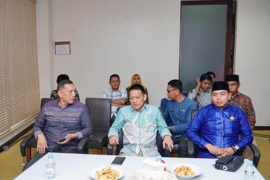 Sekda Kampar Hambali Ikuti Zoom Meeting Terkait NPHD Dengan Mendagri