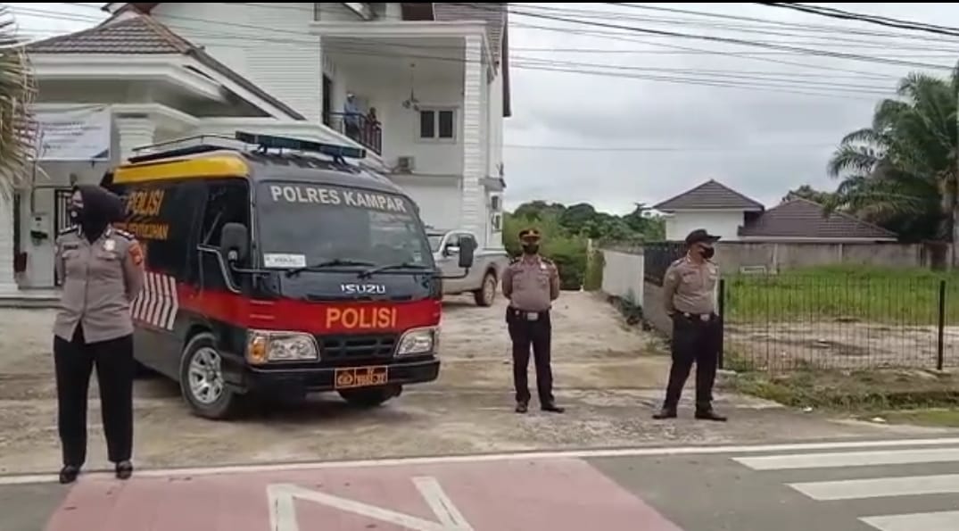 Sat Binmas Polres Kampar Gencar Sampaikan Imbauan Vaksinasi Bagi Lansia dan Anak