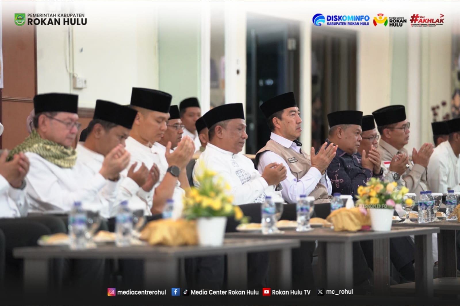 Suasana Penuh Haru Sambut 189 Dhuyufurrahman Rokan Hulu di Batam