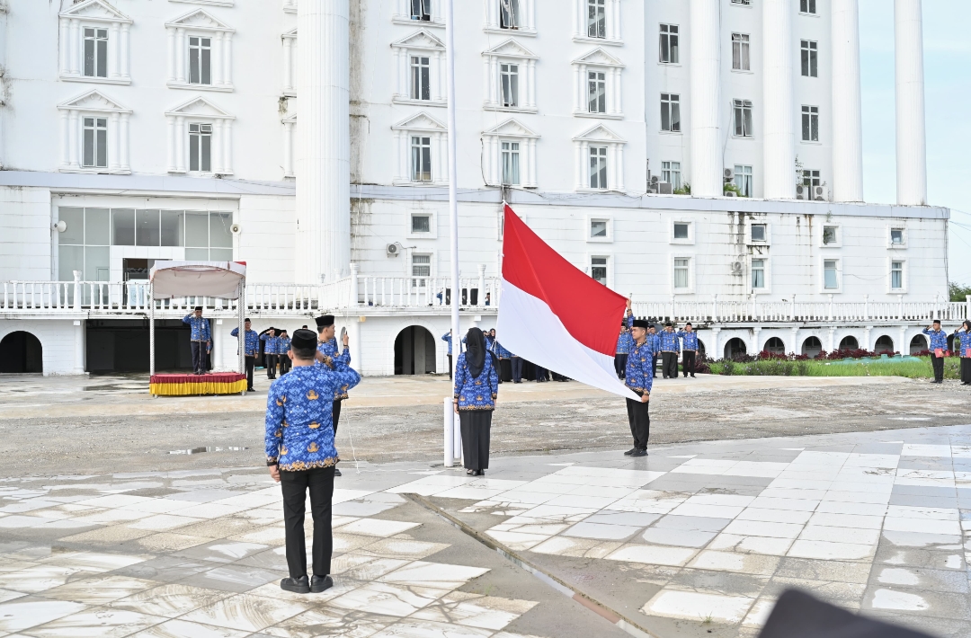 Sekda Rohil Pimpin Upacara, Ingatkan Seluruh OPD Untuk Selesaikan Dokumen APBD
