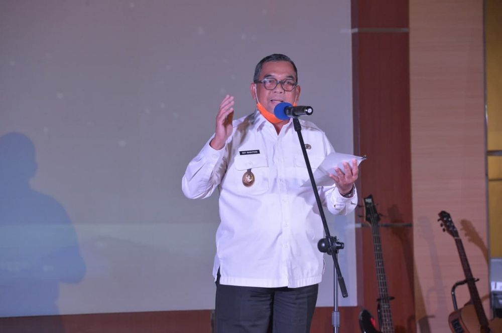 Wagubri Hadiri Peringatan HUT ke-75 PGRI dan HGN 2020