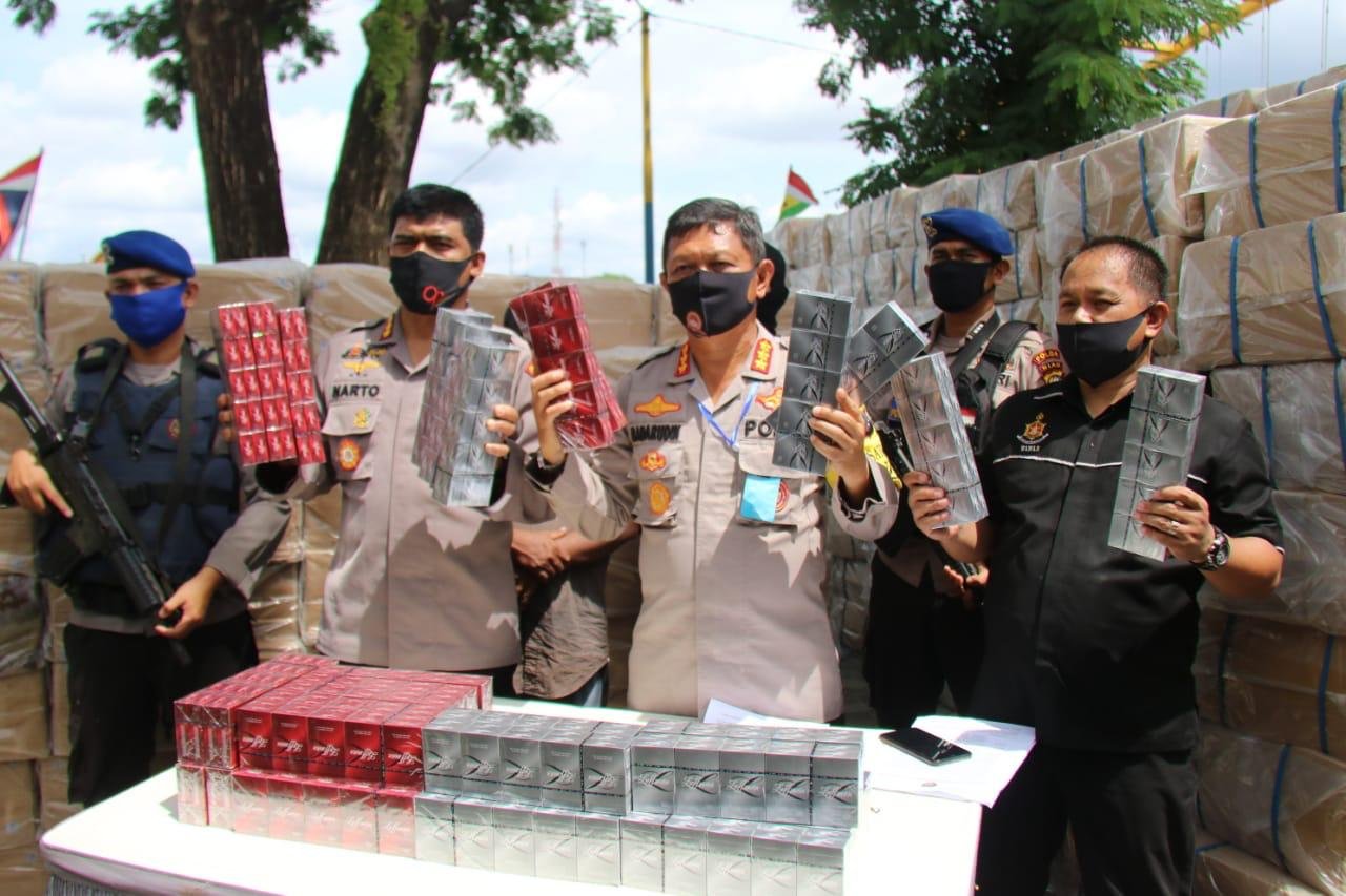 Ditpolair Polda Riau Amankan Kapal Bermuatan 1062 Dia Rokok,Selamatkan Kerugian Negara 4,9 Milyar.
