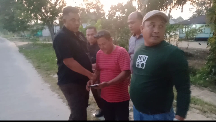 Sekitar 2 Tahun Buronan, Tim Tabur Kejari Kampar Berhasil Amankan Tami Chaniago