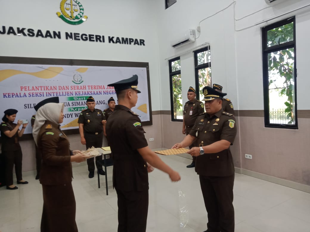 Pelantikan dan Sertijab Kasi Intel Kejari Kampar, Ini Pesan Kajari Arif Budiman