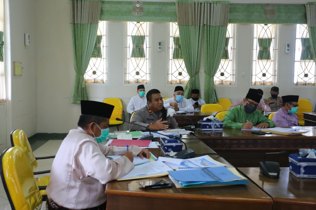 Siak Belum Penuhi Kriteria PSBB Sesuai Permenkes, Bupati Alfedri Pastikan Kajian Penerapannya Terus
