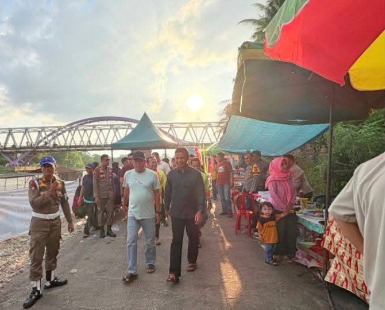 Lomba Pacu Sampan, Yuzar: Ini Menjadi Daya Tarik Wisata dan Membuka Peluang Pasar Bagi Pelaku UMKM