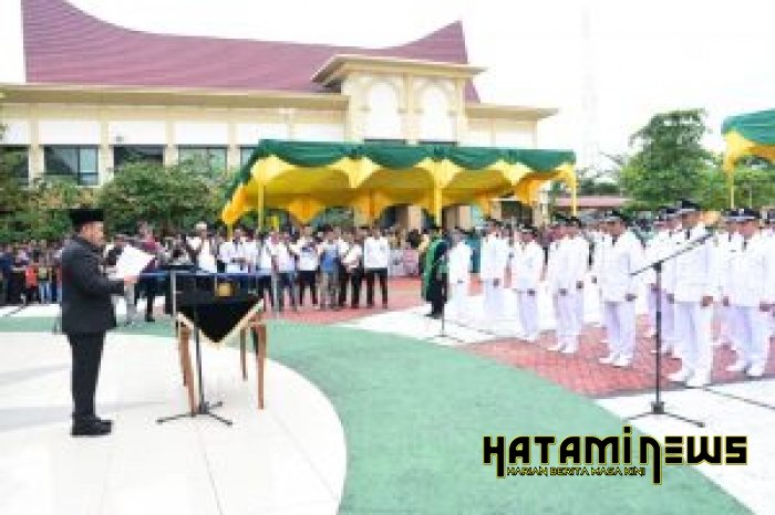 Bupati-Kampar-Lantik-31-Orang-Kepala-Desa
