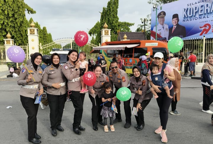 Polantas Sapa Warga di Car Free Day, Ditlantas Polda Riau Gaungkan Budaya Tertib Berlalu Lintas