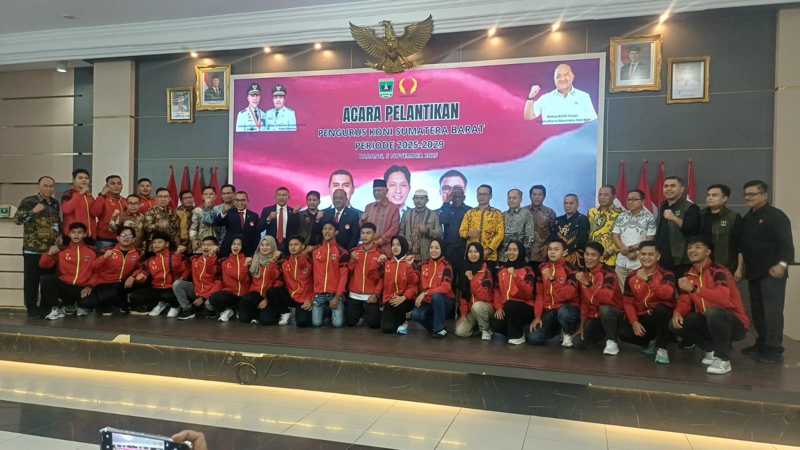 Jadi Tuan Rumah, Pengurus KONI Sumbar Barat Resmi Dilantik dan Target Sukseskan PON