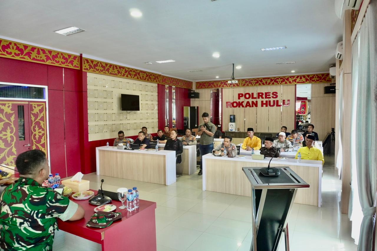 Kapolda Riau dan Tokoh Rantau Kasai Sepakat Jaga Stabilitas