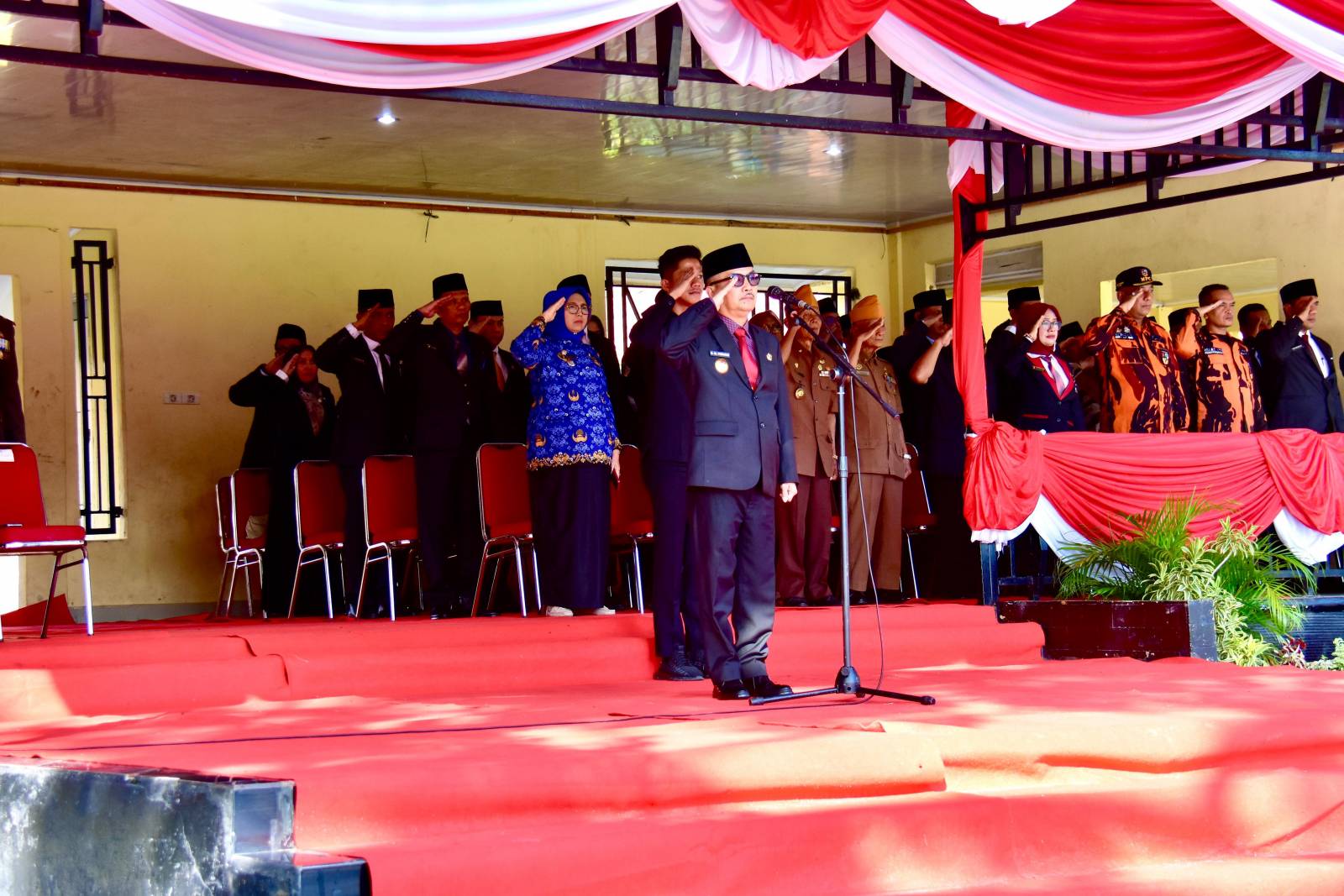 Peringati Hari Pahlawan Nasional Ke 78, Pj Bupati Firdaus Menjadi Inspektur Upacara