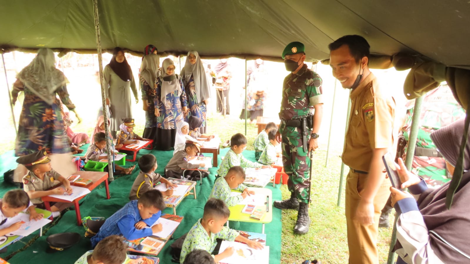 Dandim 0313/KPR Letkol Arh Muliyadi Resmikan Kampung Pancasila di Desa Sei Petai