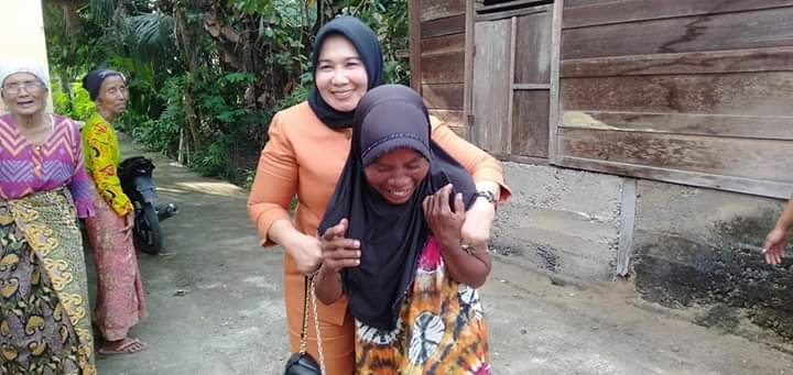 Utamakan Aspirasi, Anggota DPRD Kuansing Juni warti Selalu Dekat dengan Masyarakat.