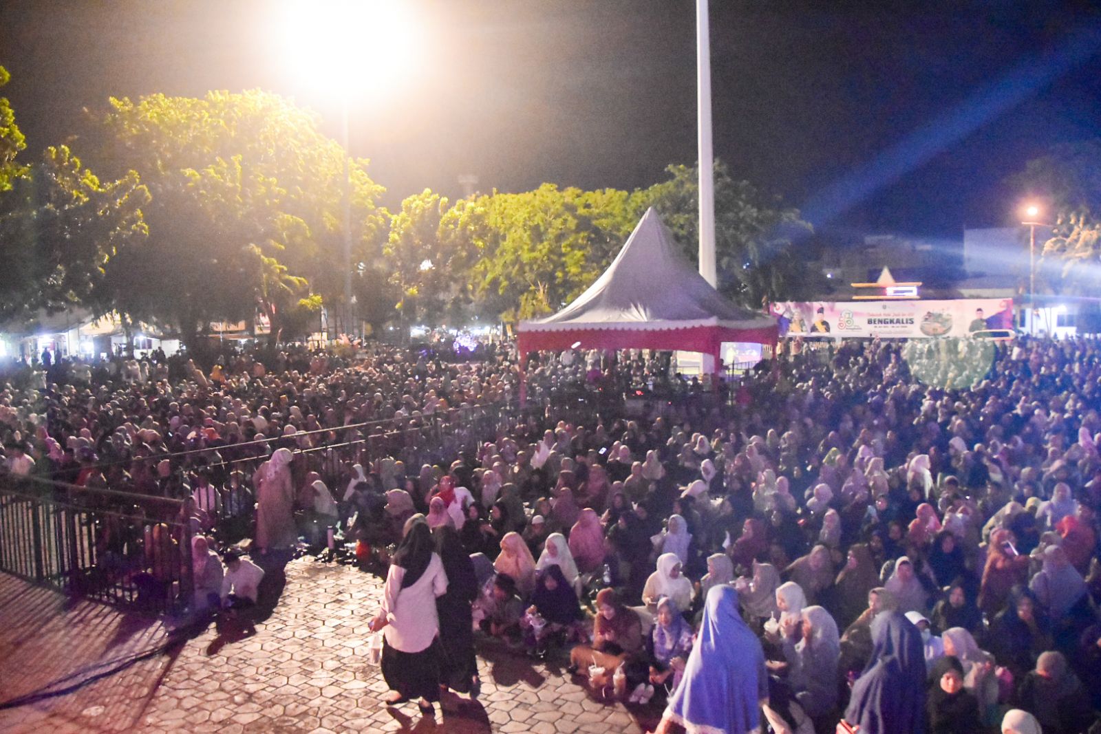 Peringatan Hari Jadi ke-513 Bengkalis, Ribuan Masyarakat Padati Tabligh Akbar di Lapangan Tugu
