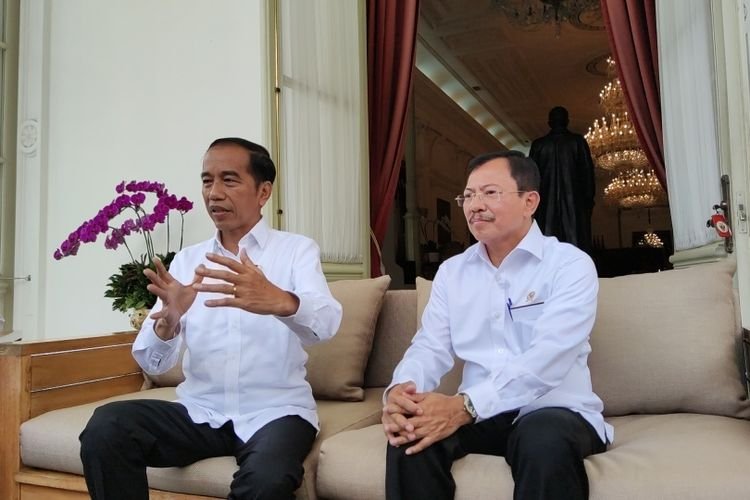 Jokowi-umumkan-dua-orang-di-indonesia-positif-corona