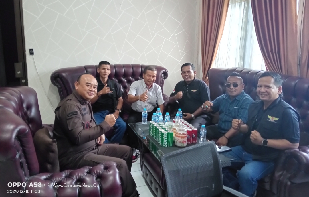 Kejari Beri Penyuluhan Hukum Kepada RMRB Rohul Saat Silaturrahmi