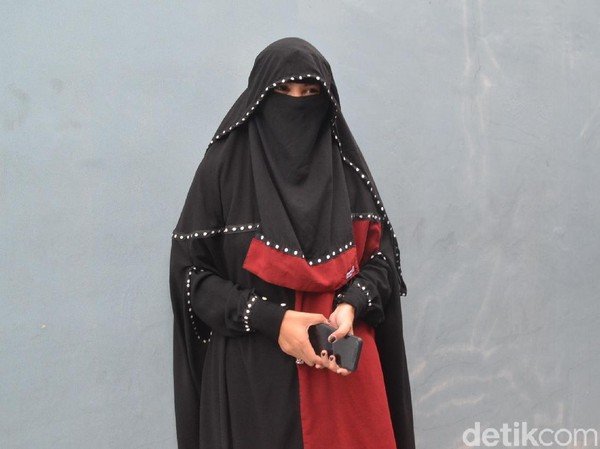Indadari Diserang Sihir, Keluarga Akhirnya Temukan Pocong Pelaku yang Dikubur di Dekat Rumah