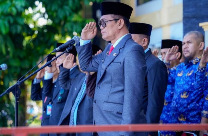 Upacara Peringatan Hari Otonomi Daerah ke-XXX Tahun 2026 di Pimpin Asisten ll Setda Kampar