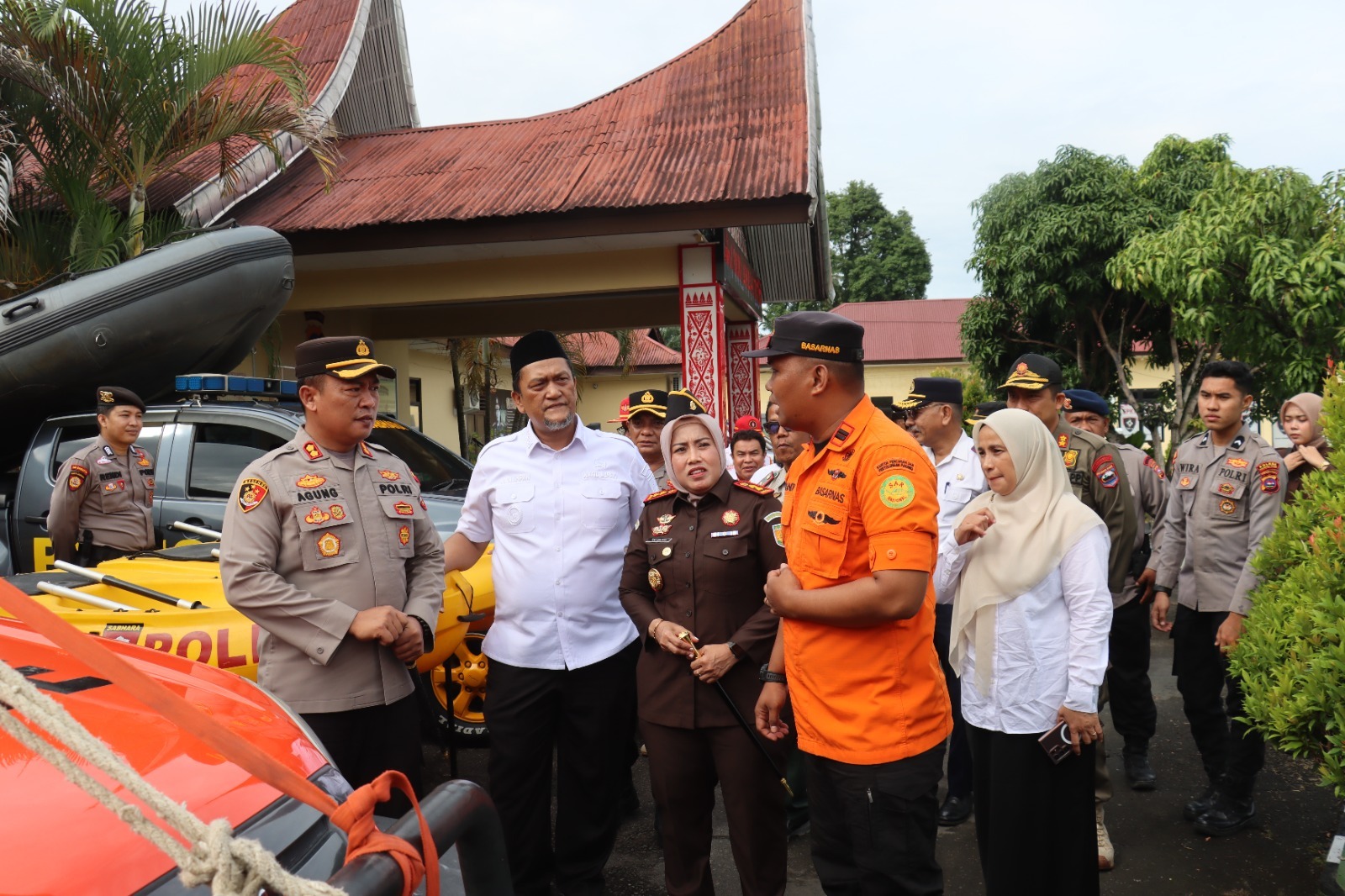 Polres Pasaman Barat Menggelar Apel Kesiapan Dalam Rangka Tanggap Darurat Bencana 2025