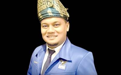 Syamsulrizal: Kampung Kaligrafi di Hamparan Kebun Nenas