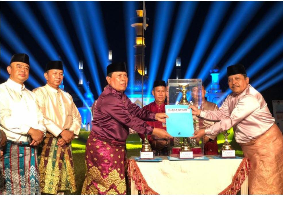 Bupati Rohul Resmi Tutup MTQ Ke 24, Piala Bergilir Diserahkan Kepada Camat Rokan IV Koto