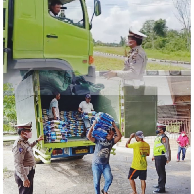 Kanit-Lantas-Iptu-Hs.-Harefa-Bersama-Anggota,-Lakukan-Pengawalan-Sembako