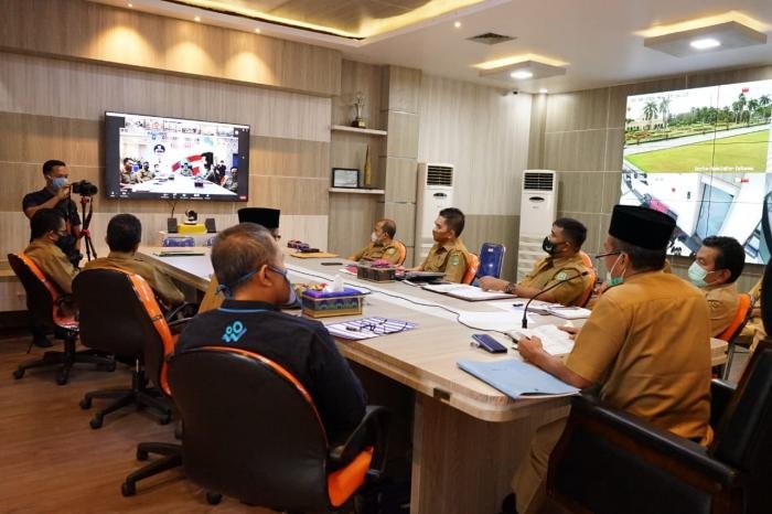 Pj Sekda Vidcon Dengan Gubri- Laporkan Harga dan Ketersediaan Bahan Pangan