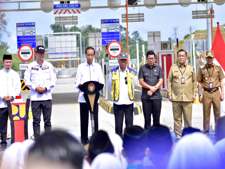 Presiden RI Joko Widodo Resmikan Tol Bangkinang - Xlll Koto Kampar