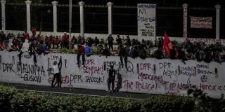 Jokowi Sebut Omnibus Law Beri Kepastian Hukum dan Dorong Kecepatan Kerja