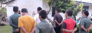 Musim Hujan, Babinsa Tandun Ajak Warga Jaga Kebersihan Lingkungan