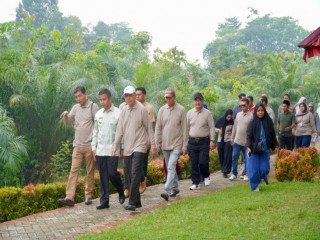 Bupati Kampar Resmikan Kebun Raya Universitas Pahlawan, Targetkan Jadi Pusat Riset Internasional