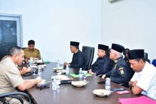 Sinergi Pemerintah dan Adat, Bupati Kampar Minta LAK Optimalkan Pembinaan Anak Kemenakan