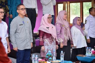 Cegah Narkoba Sejak Dini, Wabup Misharti Ajak Pelajar SMP V Tambang Jadi Generasi Anti Narkoba