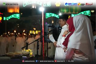 Cahaya Obor dan Gema Takbir: Menjemput Kemenangan di "Negeri Seribu Suluk